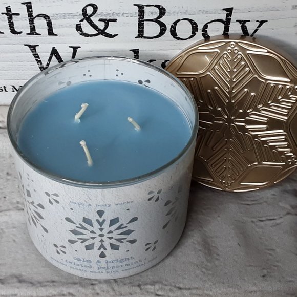 BATH & BODY WORKS        'TWISTED PEPPERMINT' 3-WICK CANDLE 'CALM & BRIGHT' - Picture 3 of 7